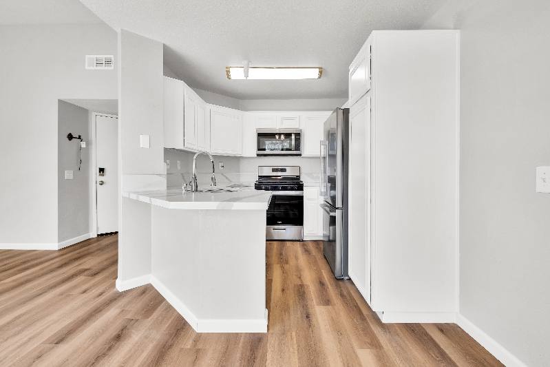 Apartment for rent at 2604 Avenida Del Vista #203, Corona, CA 92882