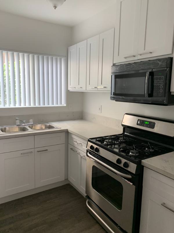 Apartment for rent at 14711-14717 Erwin St #6, Van Nuys, CA 91411