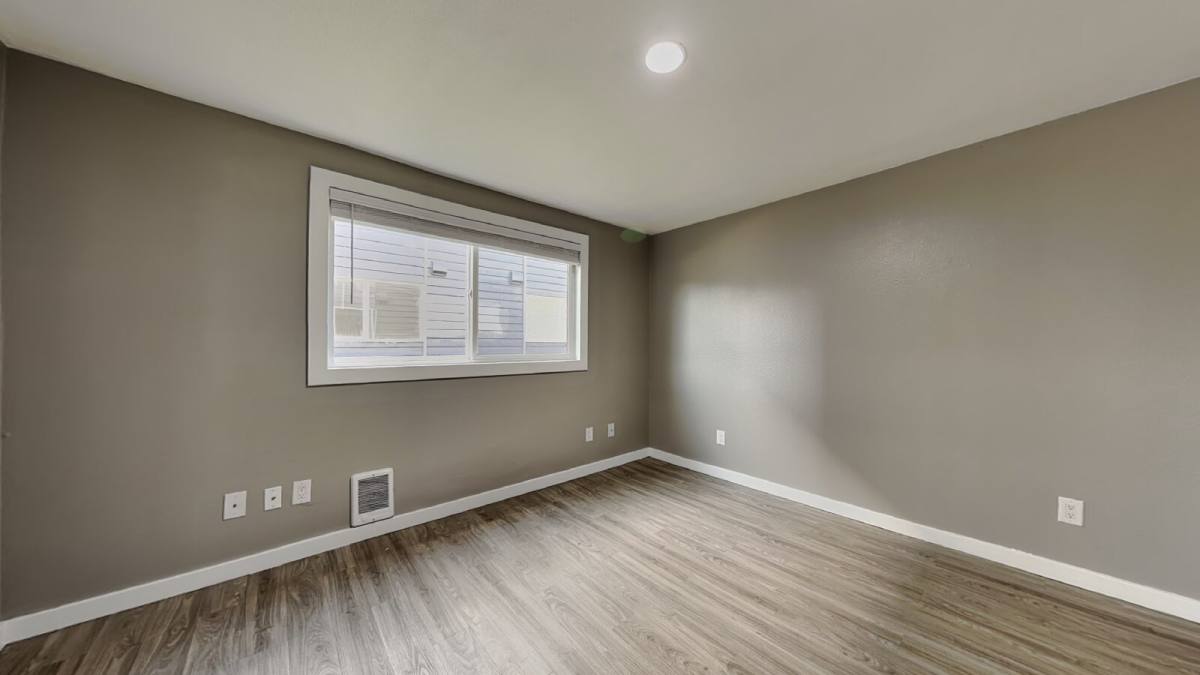 Apartment for rent at 1105 S Woodlawn St, Tacoma, WA 98465