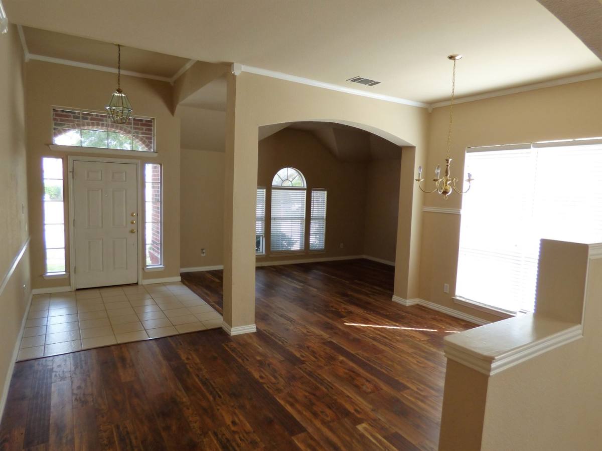 House for rent at 5001 Lake Crest Dr, McKinney, TX 75071