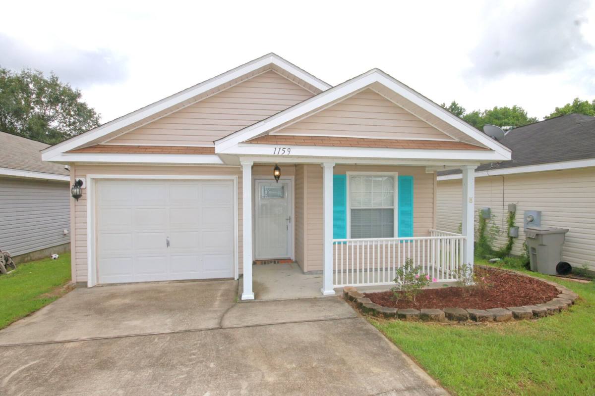 House for rent at 1159 Brownfield Rd, Pensacola, FL 32526