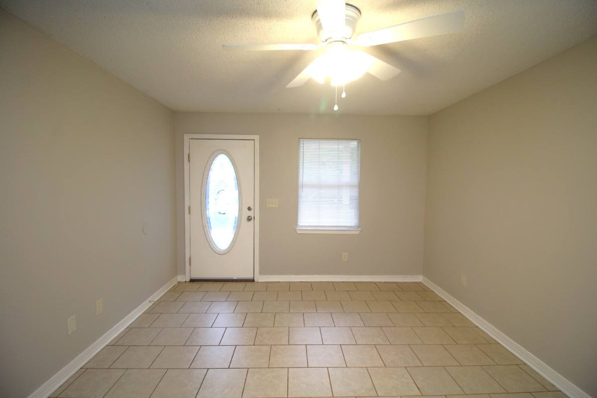 Apartment for rent at 7135 Pearson Rd #7, Pensacola, FL 32526