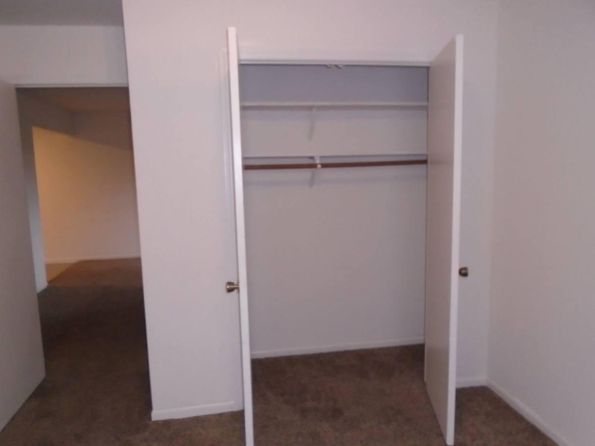 Apartment for rent at 1838 Anderson, Manhattan, KS 66502