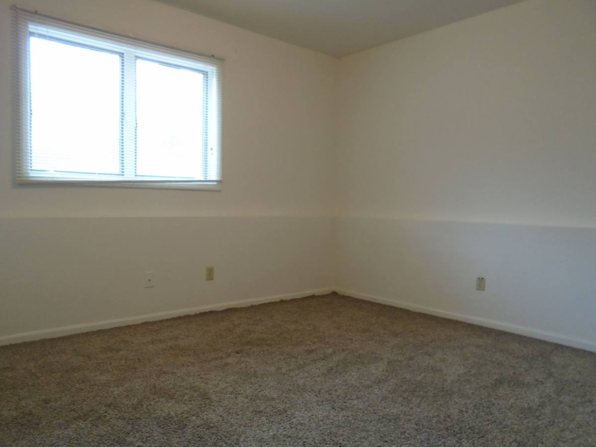 Apartment for rent at 1838 Anderson, Manhattan, KS 66502