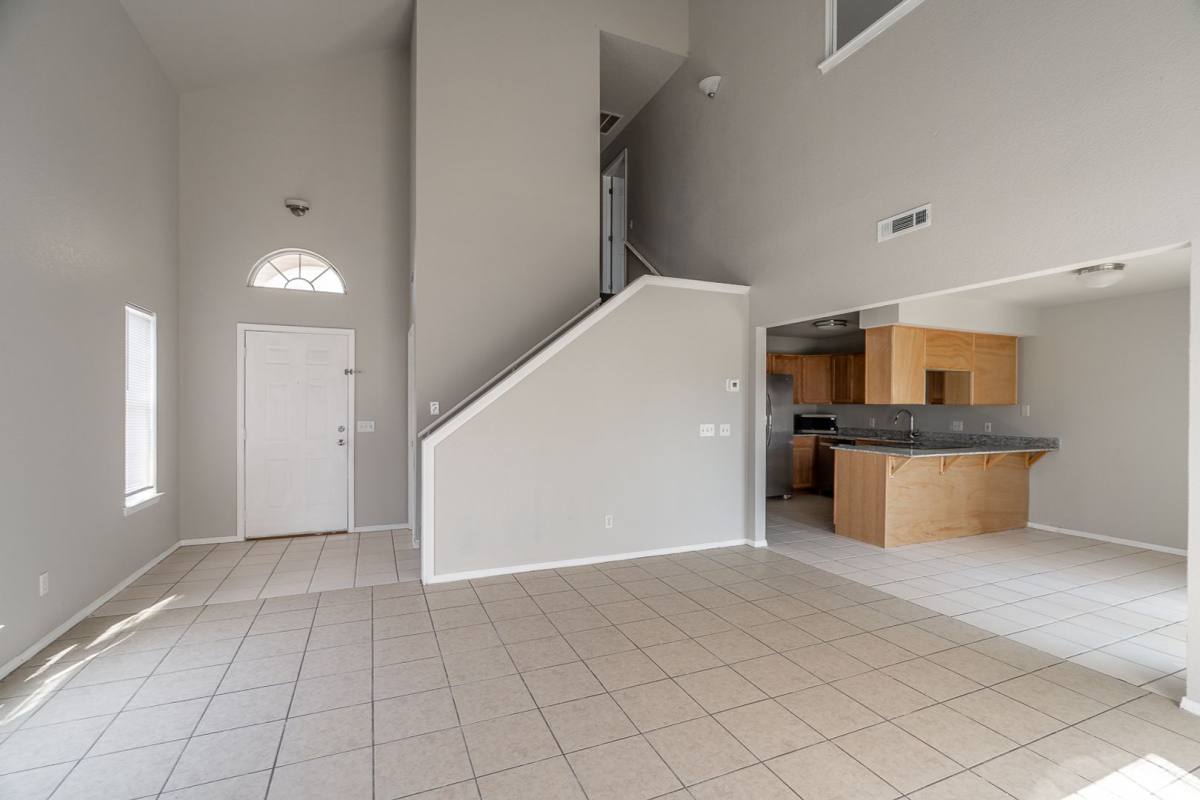 Apartment for rent at 971 N Daisy Lane, Fayetteville, AR 72704