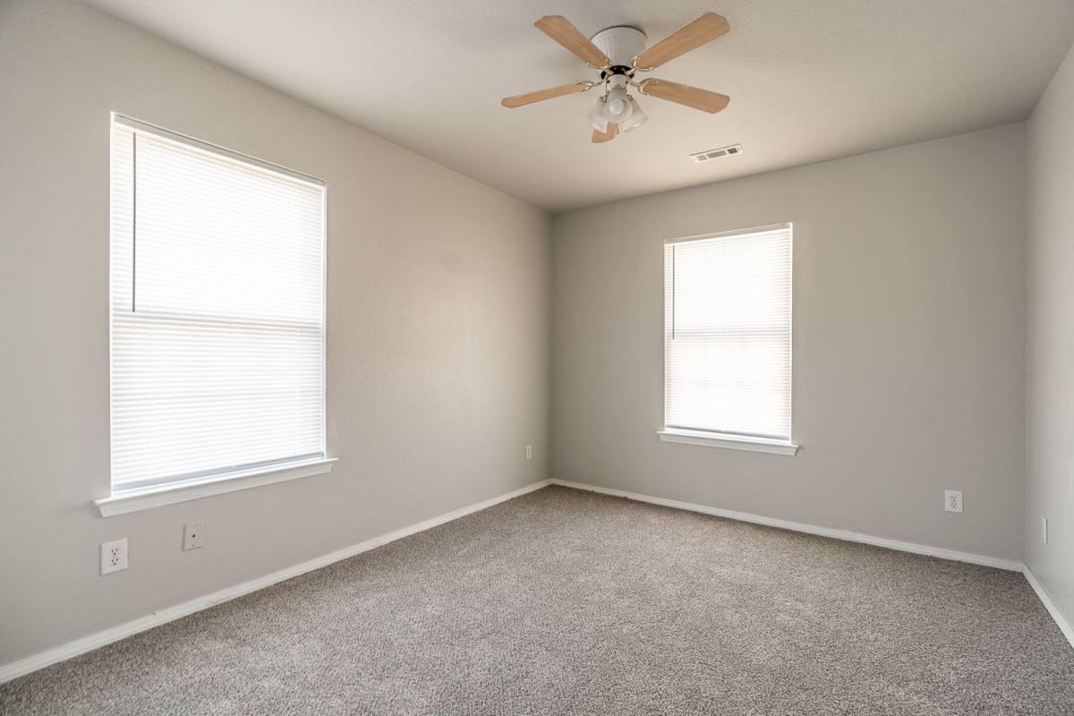 Apartment for rent at 971 N Daisy Lane, Fayetteville, AR 72704