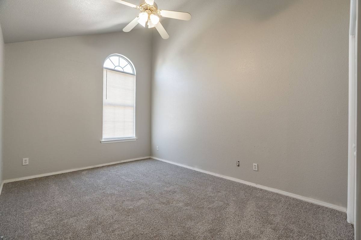 Apartment for rent at 971 N Daisy Lane, Fayetteville, AR 72704