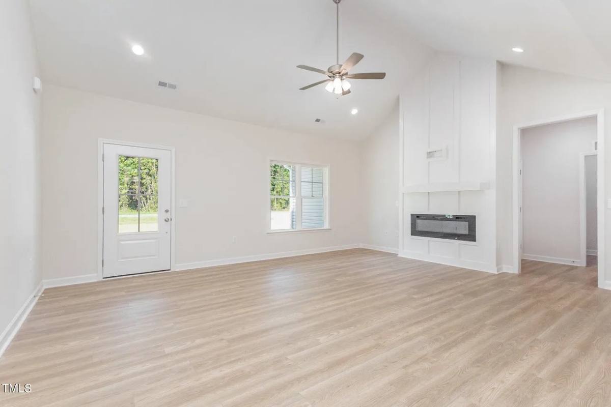 House for rent at 4024 N Nc 581 Highway, Kenly, NC 27542