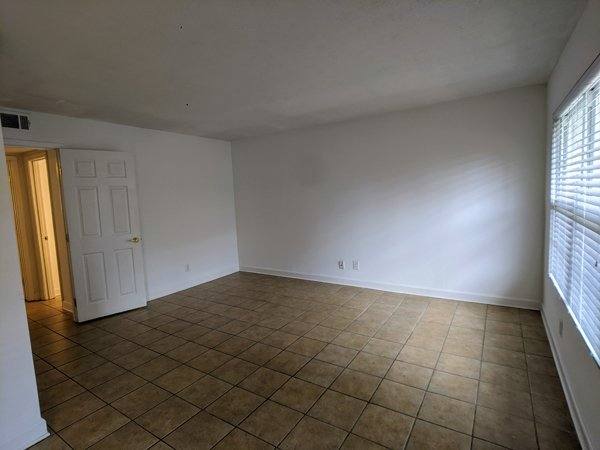 Townhouse for rent at 1802 Jackson Ave W #194, Oxford, MS 38655