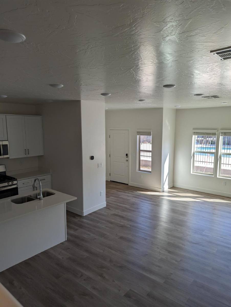 Townhouse for rent at 350 W Old Highway 91 #7, Ivins, UT 84738