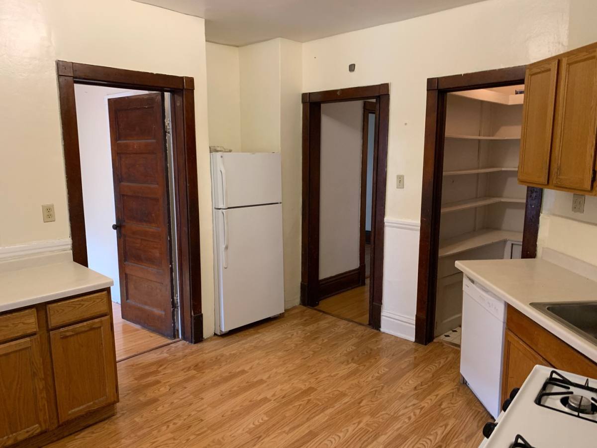 Apartment for rent at 1838 N Oakland Ave, Milwaukee, WI 53202