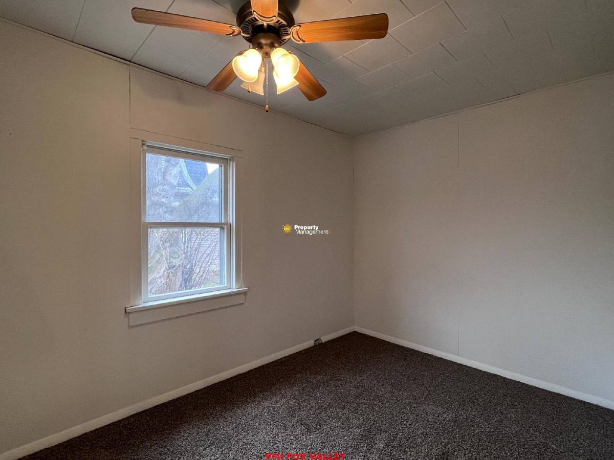 House for rent at 509 3rd St, Menasha, WI 54952