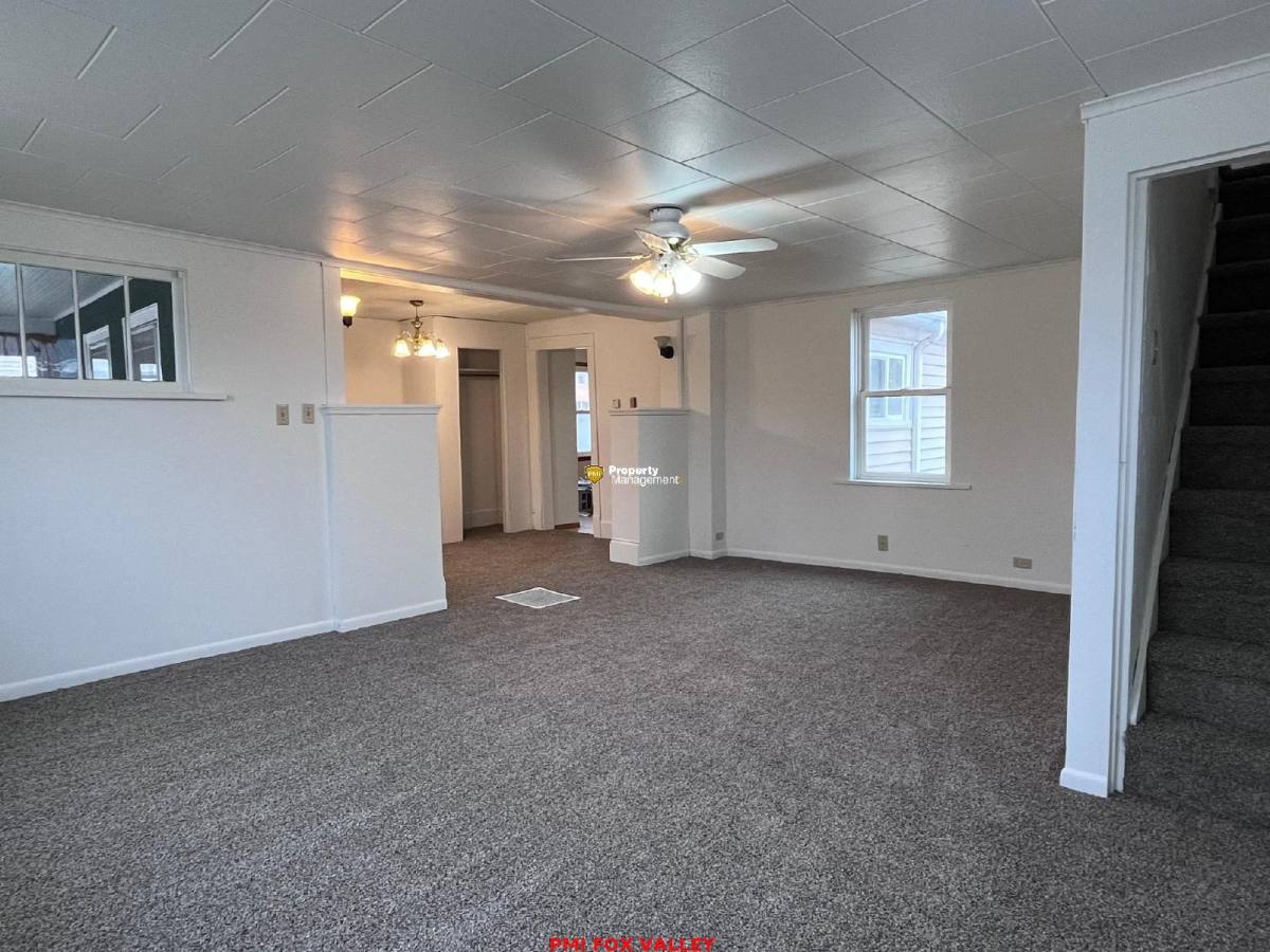 House for rent at 509 3rd St, Menasha, WI 54952