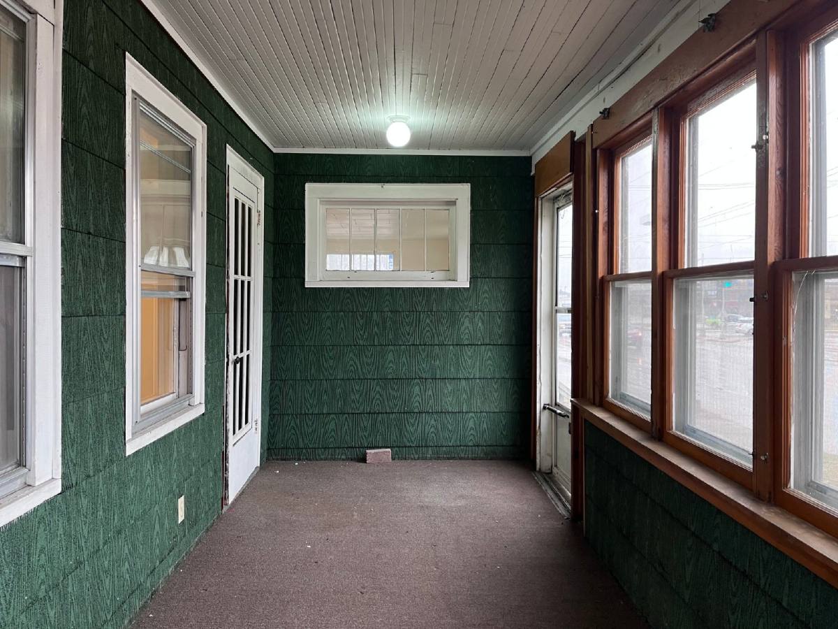 House for rent at 509 3rd St, Menasha, WI 54952