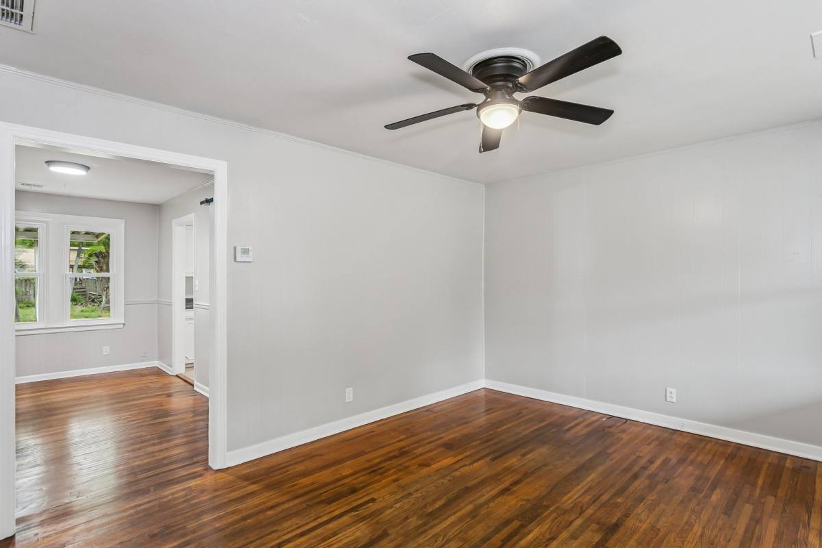 House for rent at 229 S Edwards Ave, Wichita, KS 67213
