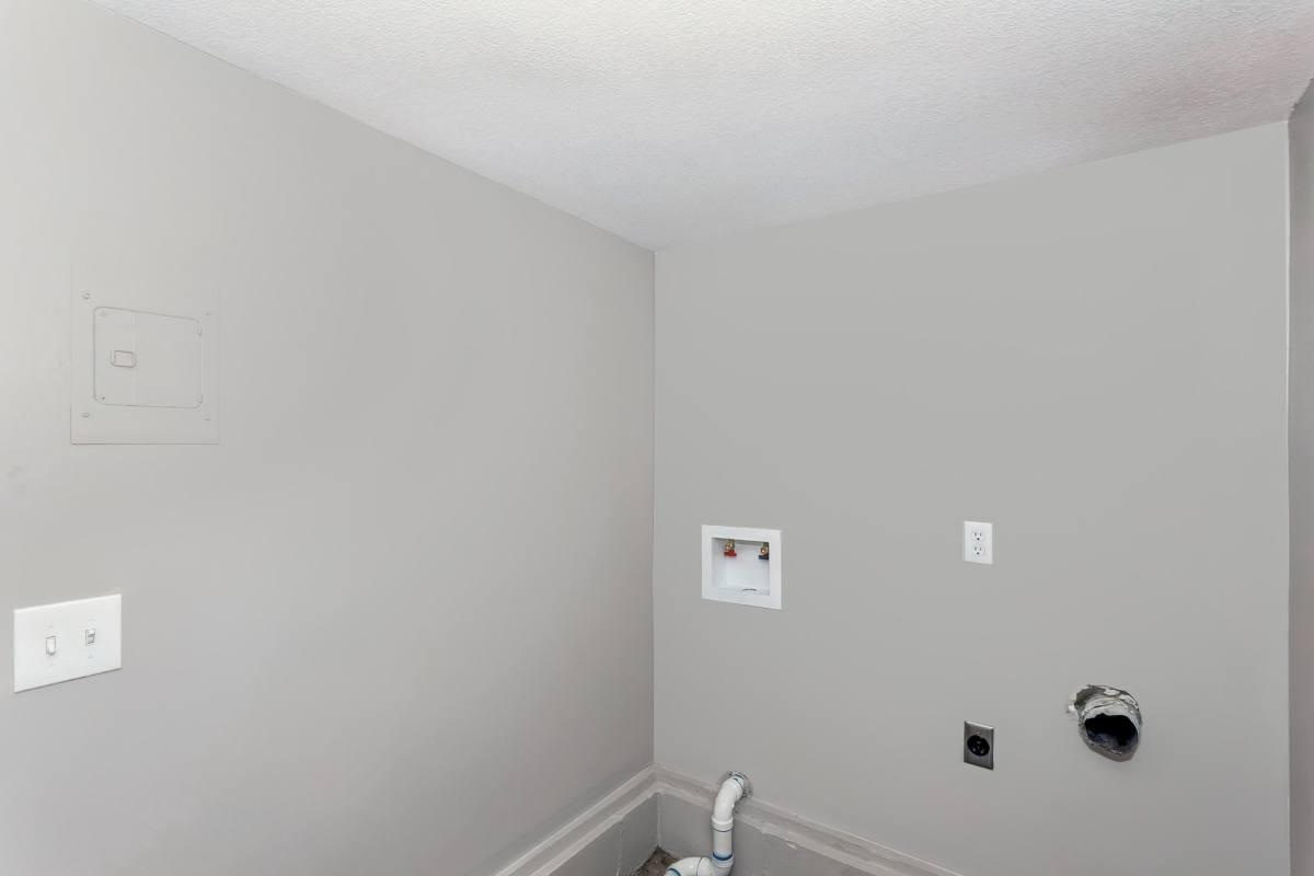 House for rent at 229 S Edwards Ave, Wichita, KS 67213