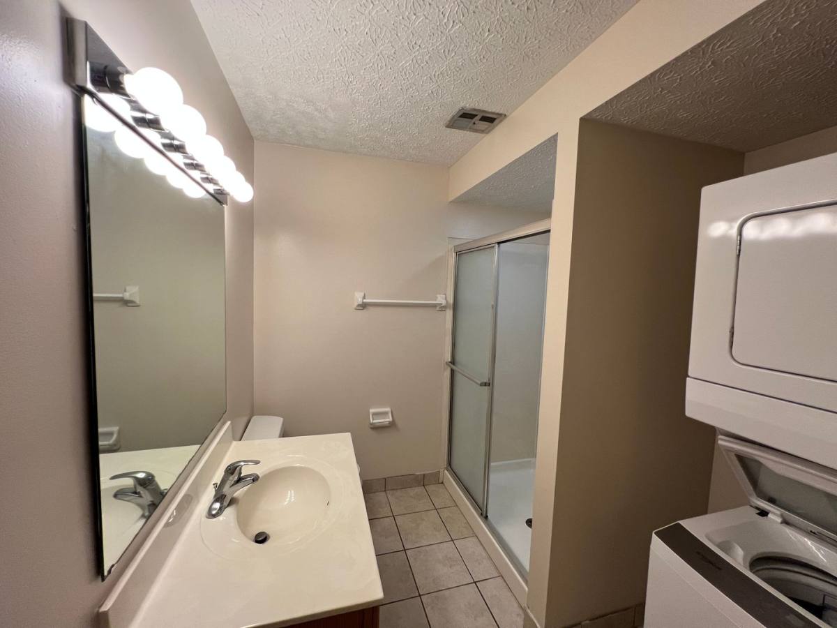 Apartment for rent at 50 Chittenden Ave, Columbus, OH 43201