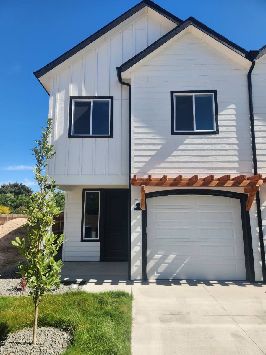 Townhouse for rent at 126 Trifecta Lane, Nampa, ID 83651