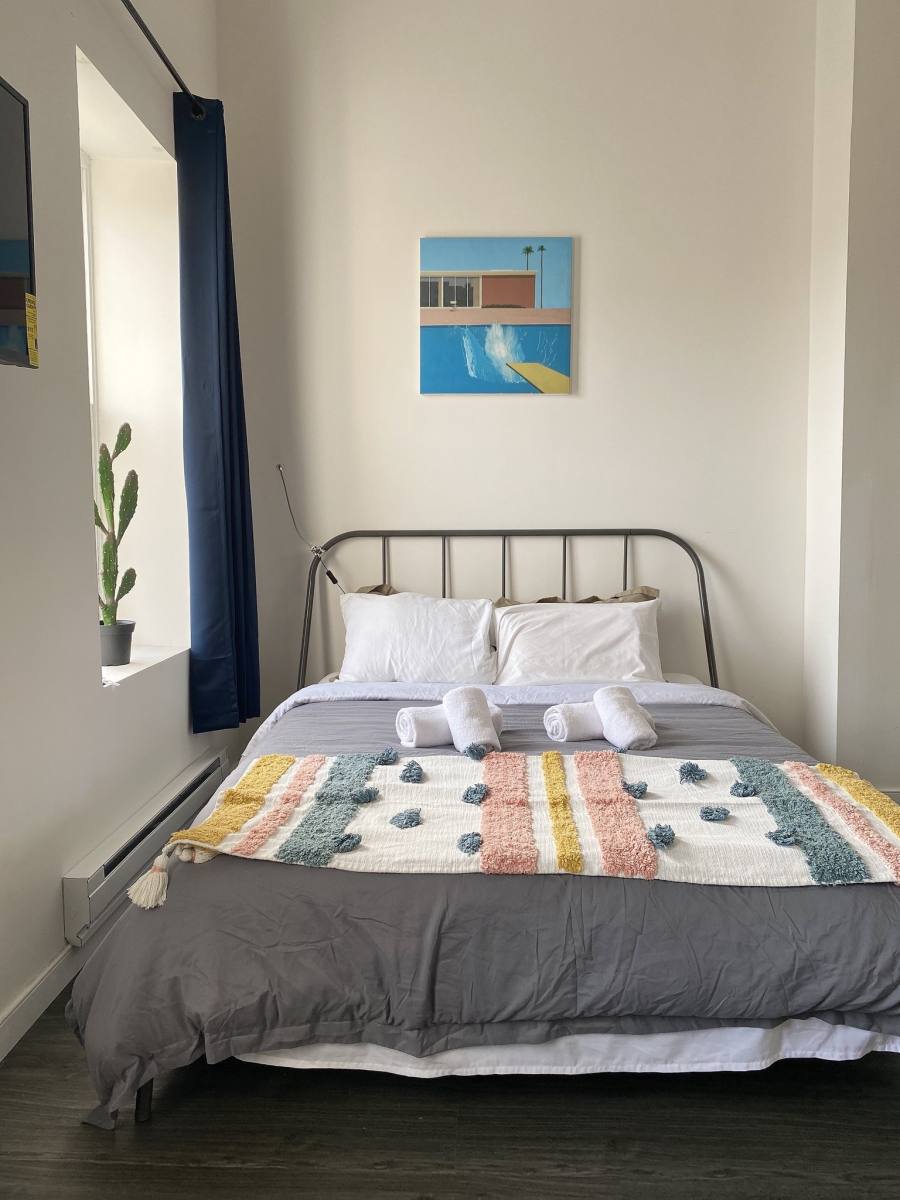 Apartment for rent at 1725 Bainbridge St #3F, Philadelphia, PA 19146