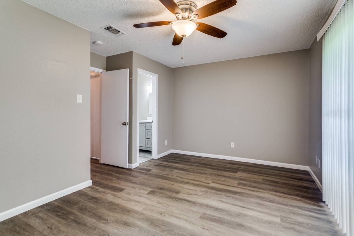 Apartment for rent at 3214 Walton Ave, Fort Worth, TX 76133