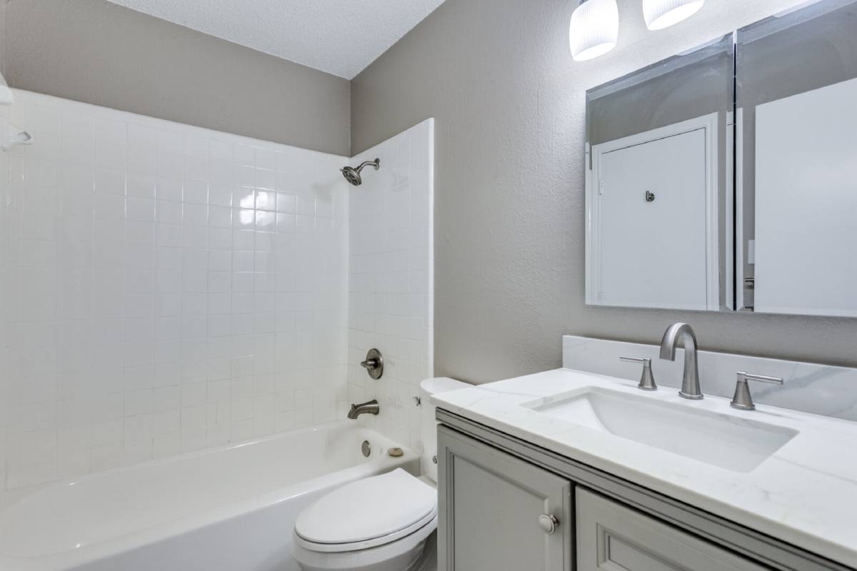 Apartment for rent at 3214 Walton Ave, Fort Worth, TX 76133