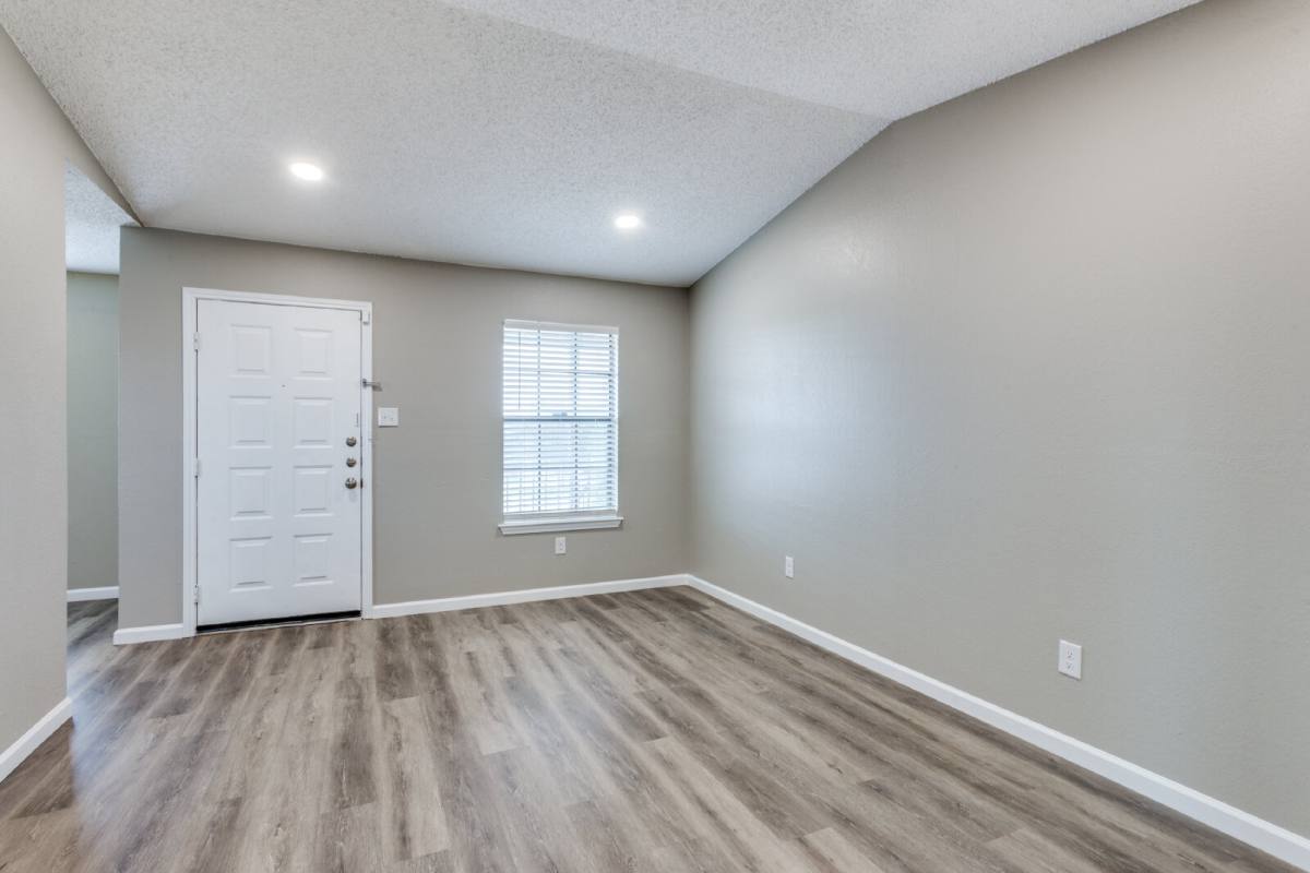 Apartment for rent at 3214 Walton Ave, Fort Worth, TX 76133