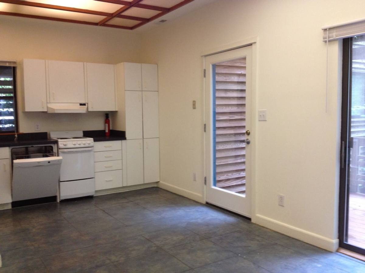 Apartment for rent at 104 Rose Lane #A, Chapel Hill, NC 27514