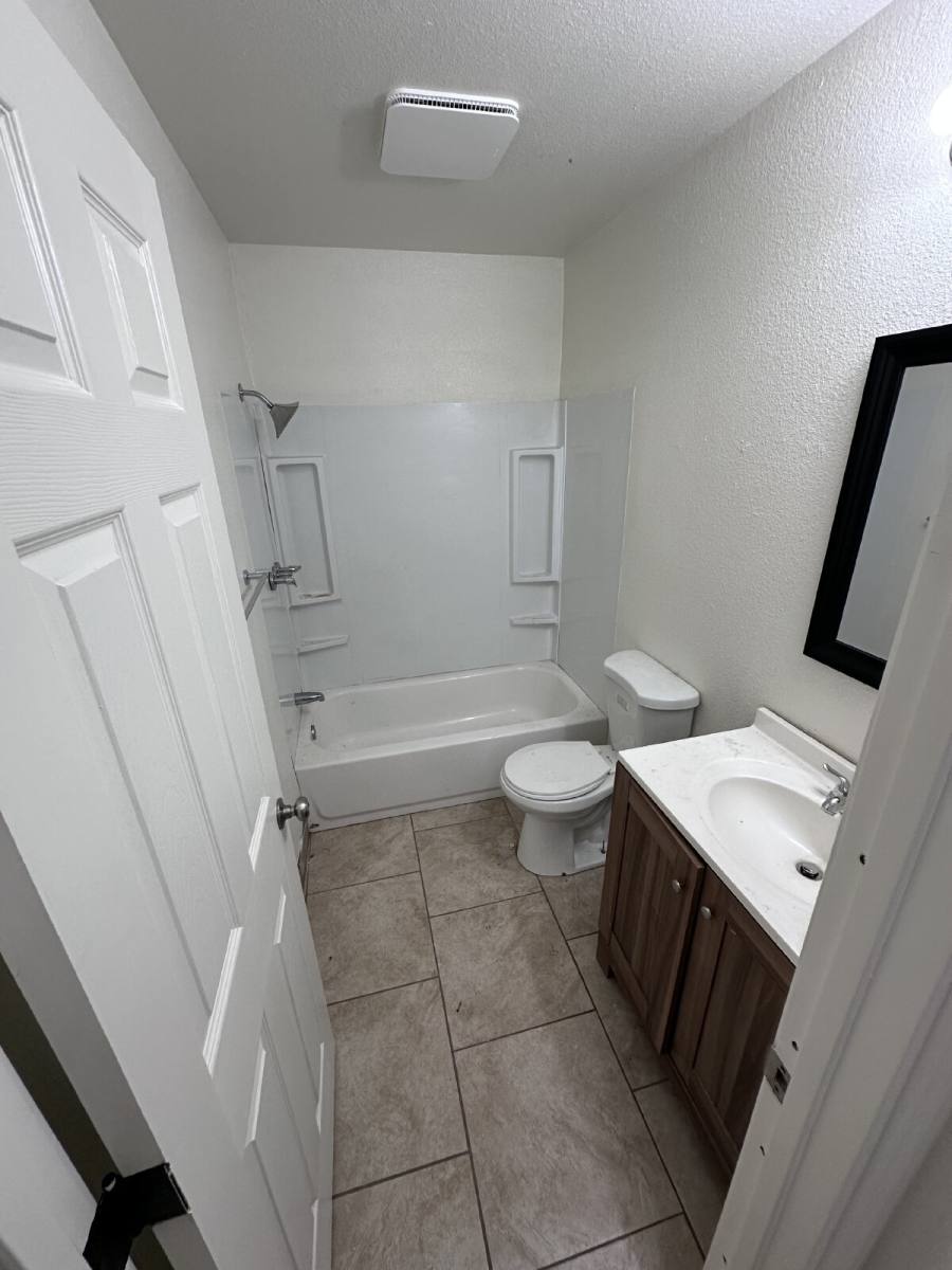 Apartment for rent at 76 E 12th St, Merced, CA 95341