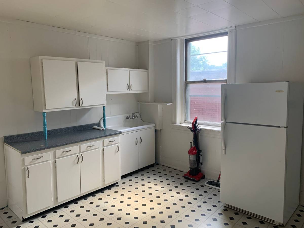 Apartment for rent at 308 Saline St, Pittsburgh, PA 15207
