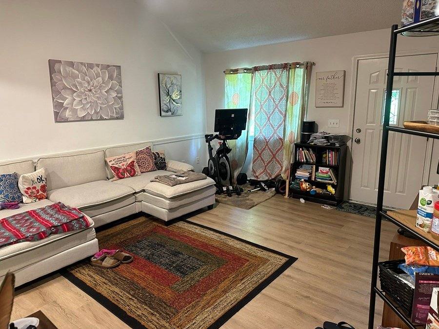 Apartment for rent at 1604-1606 Radcliffe Dr, Columbia, MO 65203