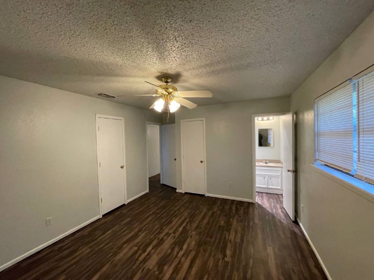 Townhouse for rent at 7206 Ave W #A, Lubbock, TX 79423