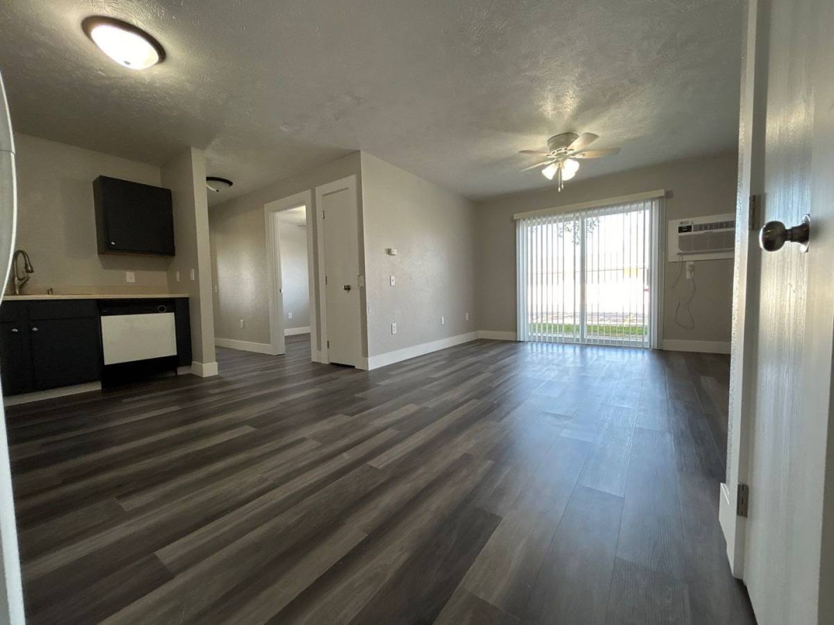 Apartment for rent at 940 S 27th St, Clarinda, IA 51632