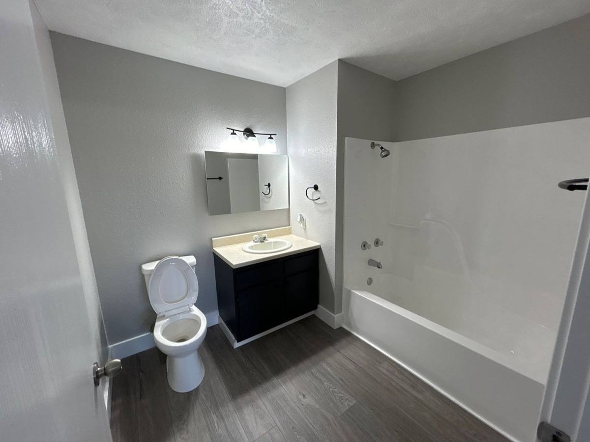 Apartment for rent at 940 S 27th St, Clarinda, IA 51632