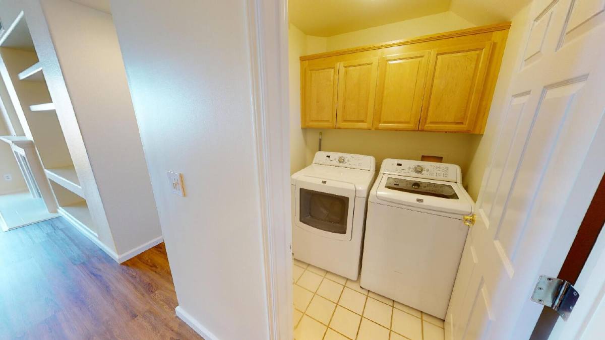 Apartment for rent at 123 Warbler Lane, Brisbane, CA 94005