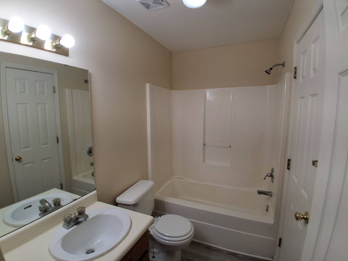 House for rent at 6123 B Vinnie Dr, Valdosta, GA 31605