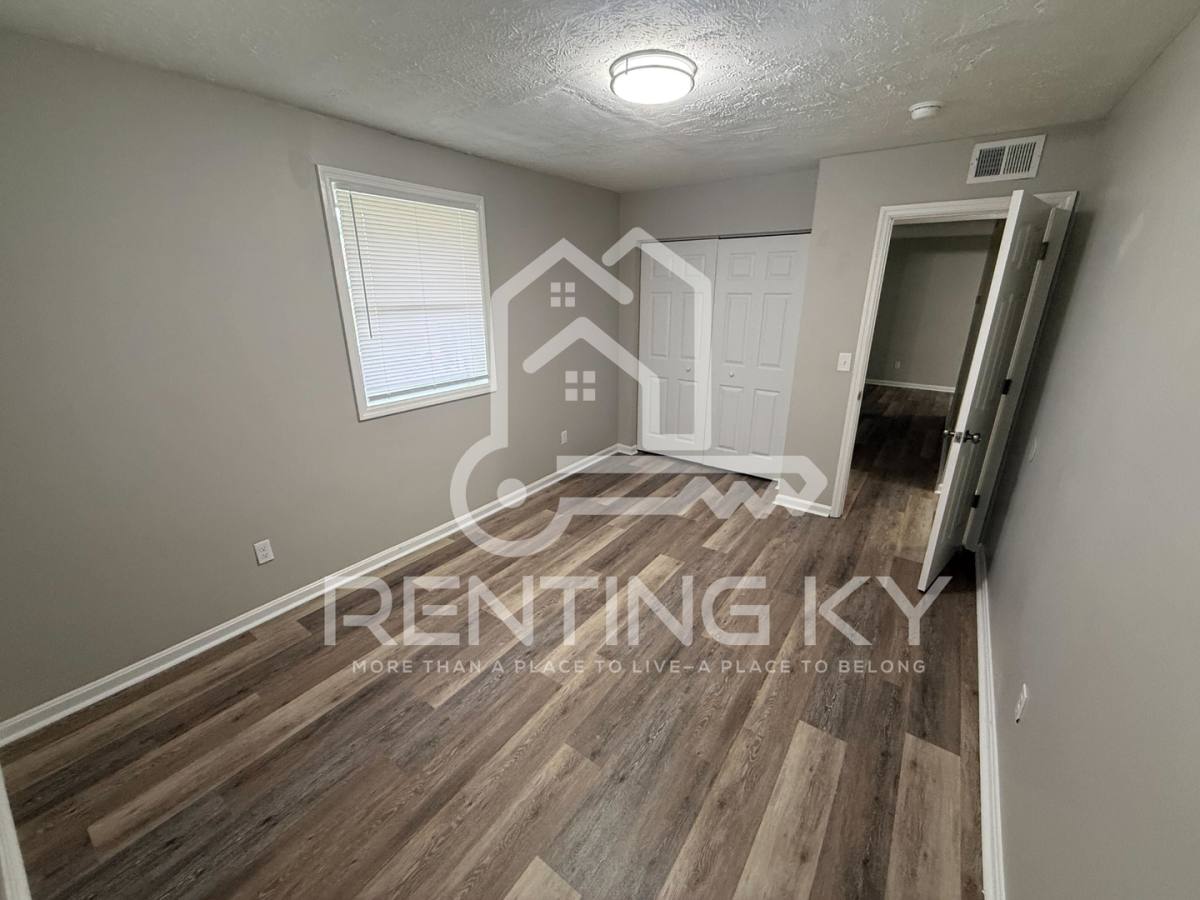 Apartment for rent at 1644 Foxhaven Dr, Richmond, KY 40475