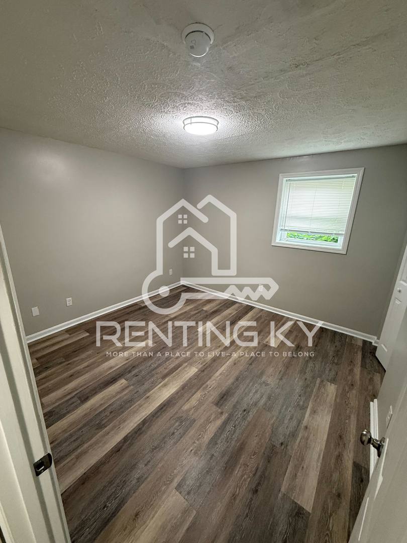 Apartment for rent at 1644 Foxhaven Dr, Richmond, KY 40475