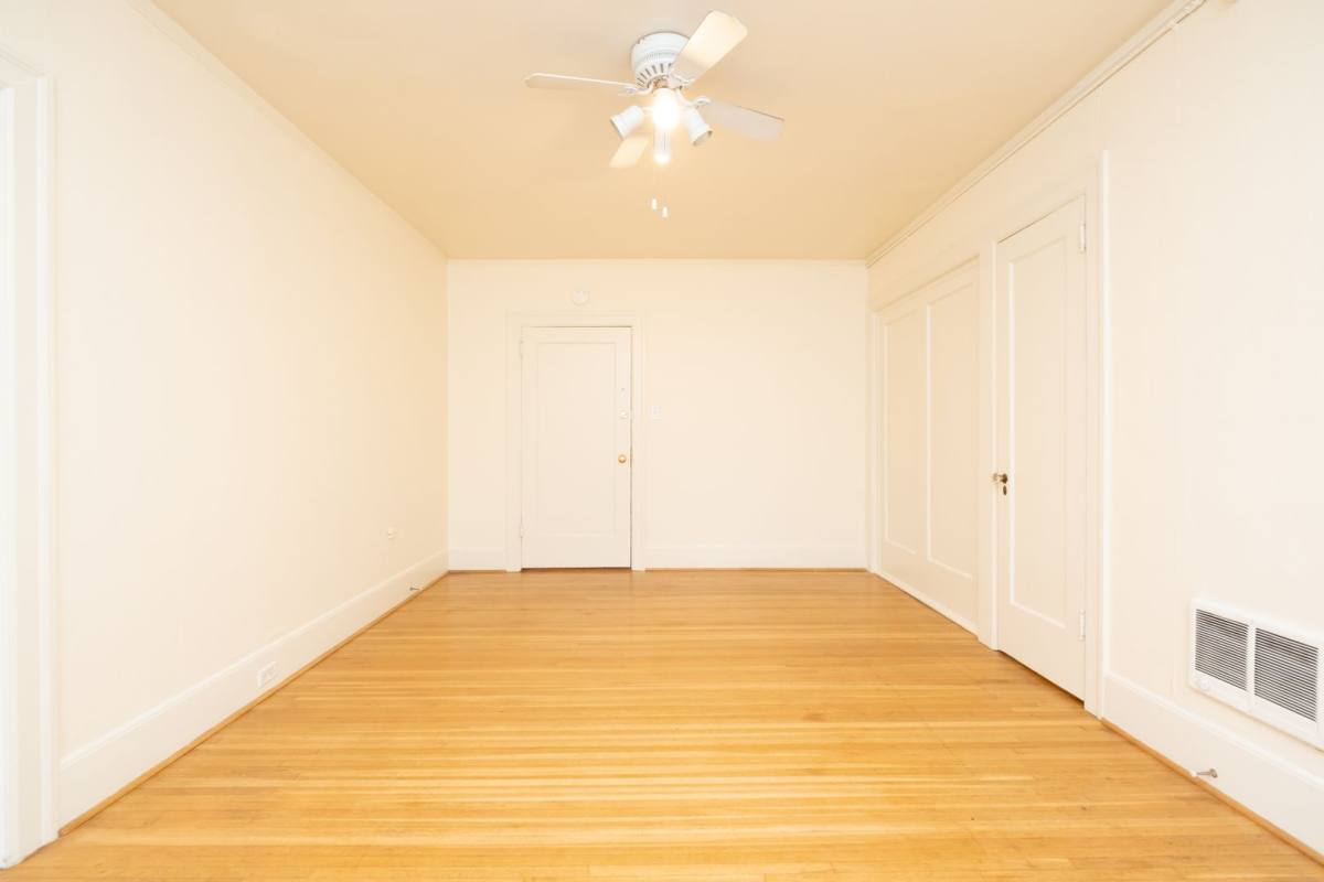 Apartment for rent at 1731 NW Everett St, Portland, OR 97209