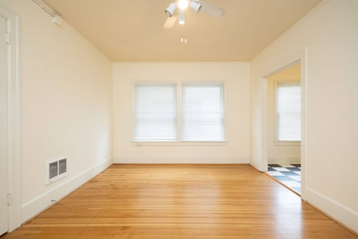 Apartment for rent at 1731 NW Everett St, Portland, OR 97209