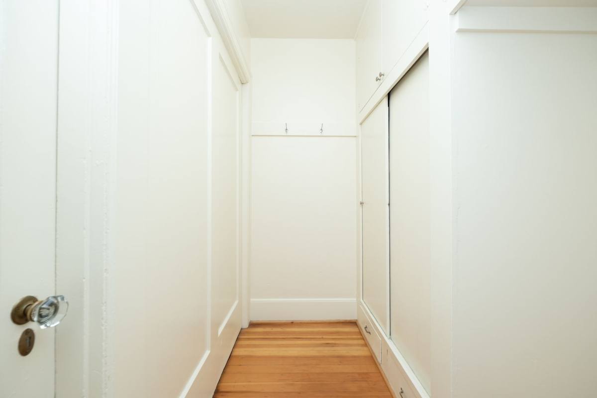 Apartment for rent at 1731 NW Everett St, Portland, OR 97209