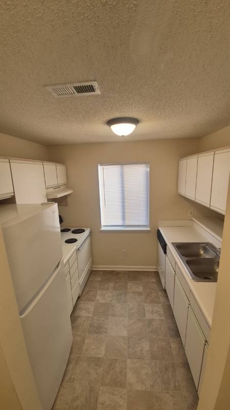 Apartment for rent at 320 Brownlea Dr, Greenville, NC 27858