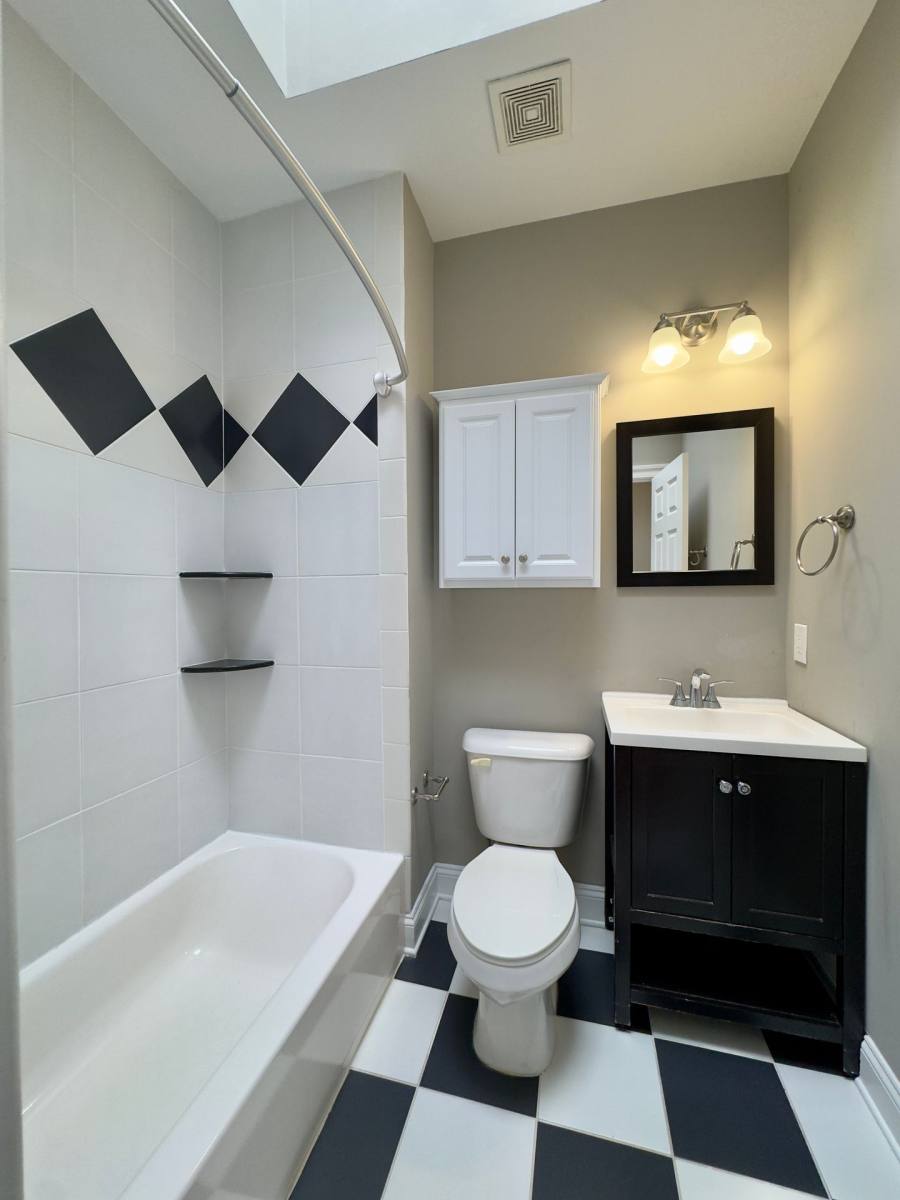 Apartment for rent at 803-805 Cathedral St, Baltimore, MD 21202