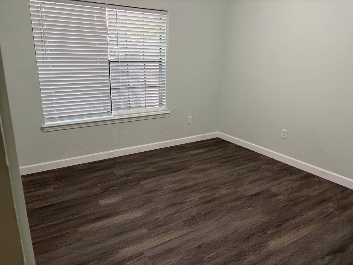 Apartment for rent at 309 W Hickory St, Denton, TX 76201