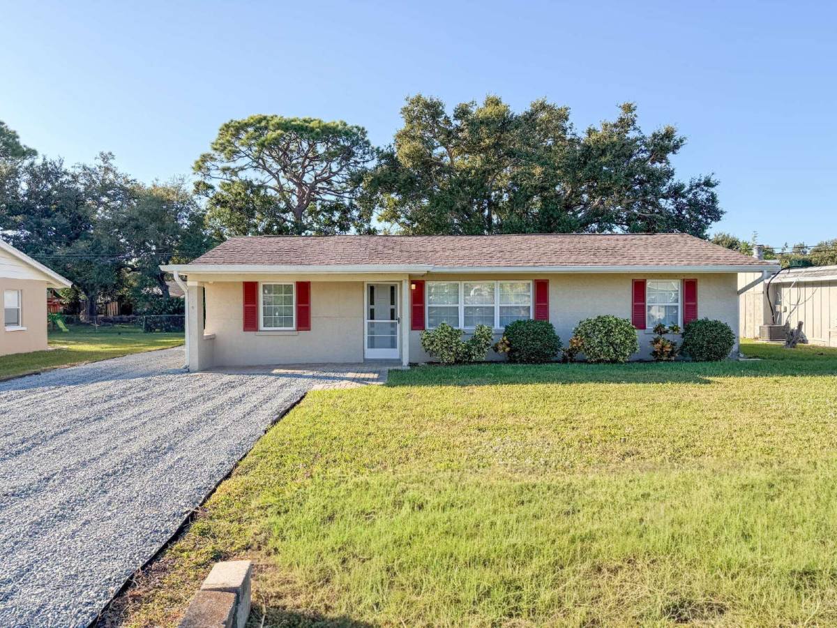 House for rent at 2714 Grand Cayman St, Sarasota, FL 34231