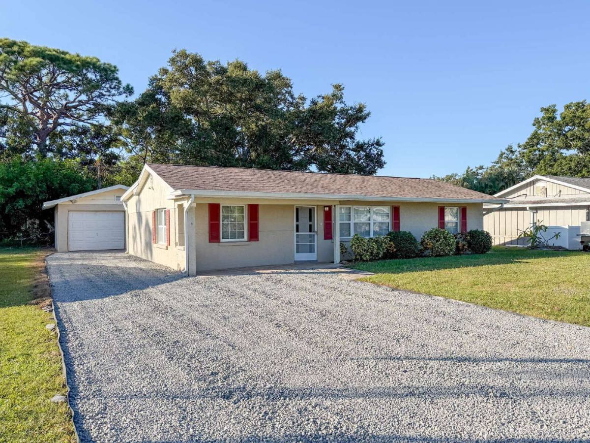 House for rent at 2714 Grand Cayman St, Sarasota, FL 34231
