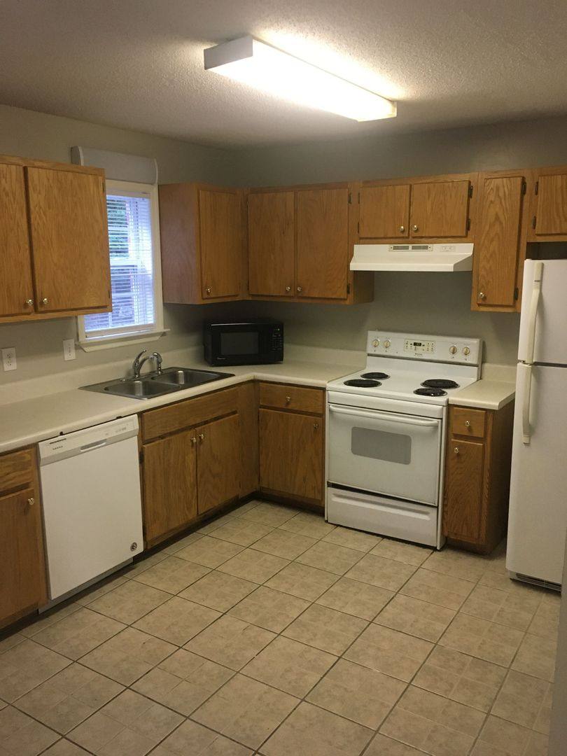 Apartment for rent at 24 Dodd Blvd, Rome, GA 30161