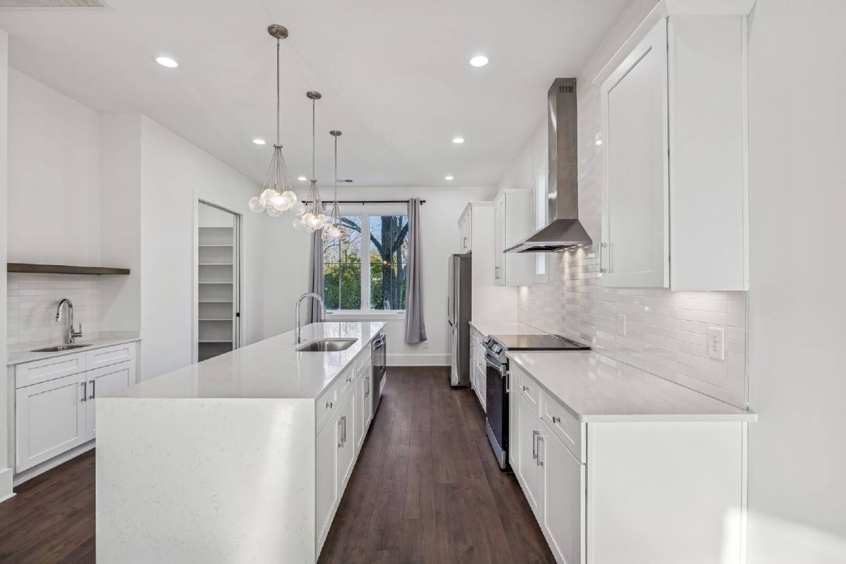 Townhouse for rent at 2050 McKinley St, Nashville, TN 37207