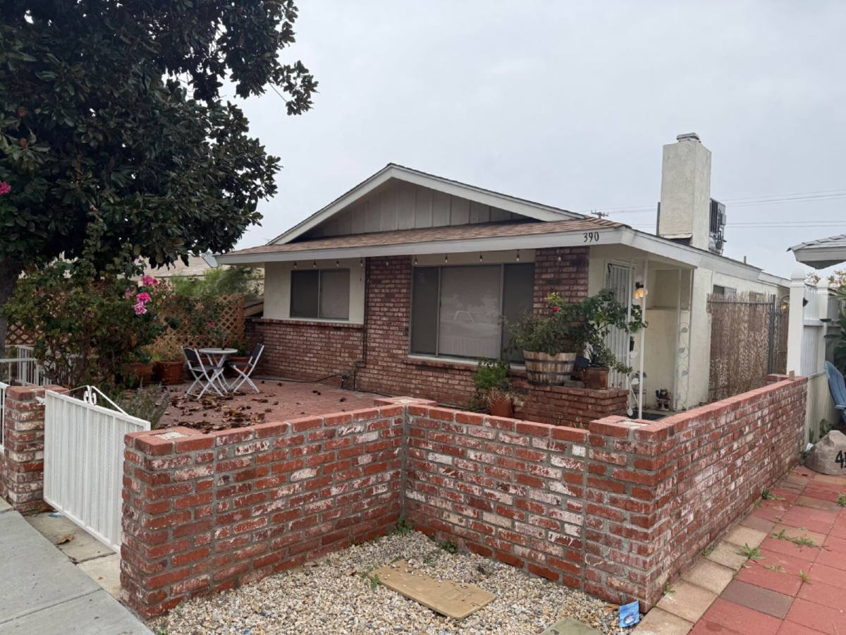 House for rent at 390 Magnolia Circle, Hemet, CA 92543