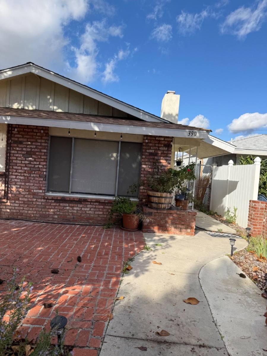 House for rent at 390 Magnolia Circle, Hemet, CA 92543