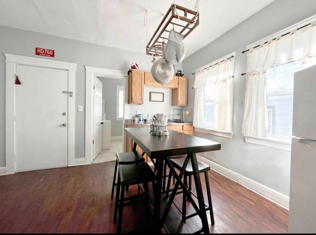 Apartment for rent at 10702 Lamontier Ave #D, Cleveland, OH 44104